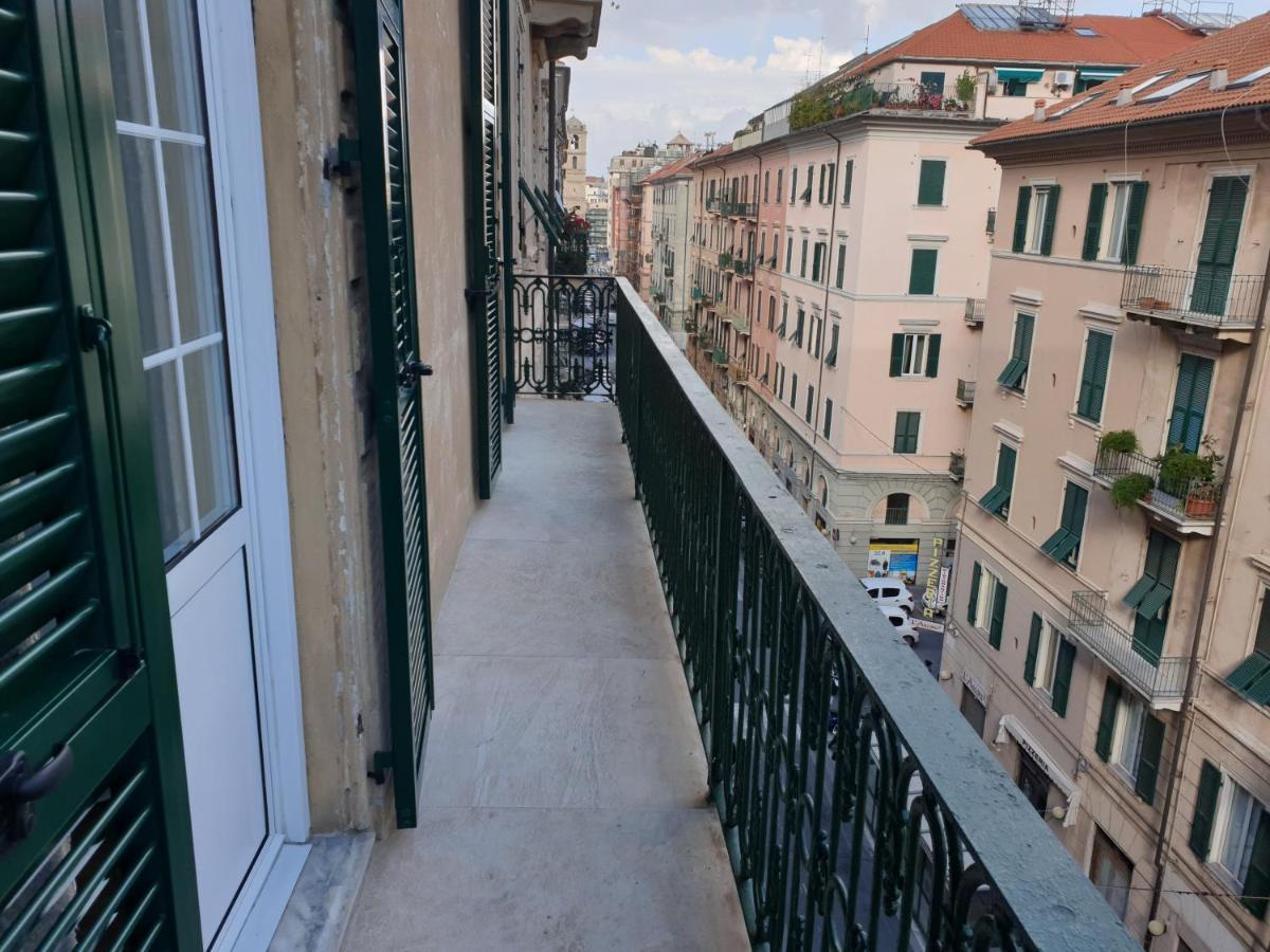 Casa Fiorella Savona Exterior foto